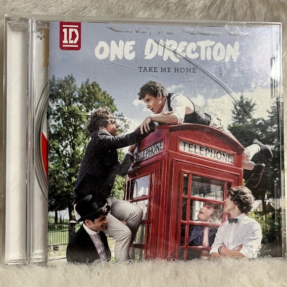 One Direction CD's Bundle of 3,  Made in the A.M/Midnight Memories/Take Me Home - Picture 4 of 15
